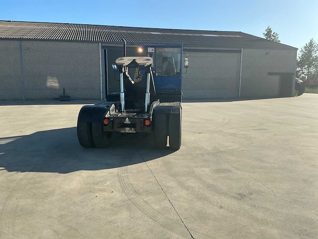 Sisu kalmar tr-160cr 4x4 industriële trekker - afbeelding 13 van  71