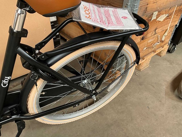 Sjoef city kinderfiets 24 inch mat zwart - afbeelding 12 van  14
