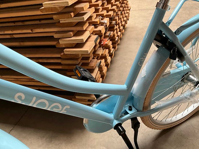 Sjoef city kinderfiets meisjes 26 inch lichtblauw - afbeelding 11 van  14