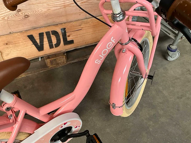 Sjoef classic girl kinderfiets 18” roze - afbeelding 7 van  12