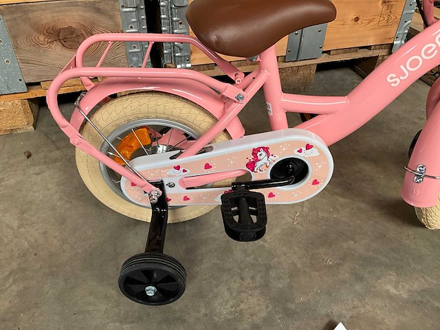 Sjoef classic girl kinderfiets met zijwieltjes 12 inch - afbeelding 8 van  9