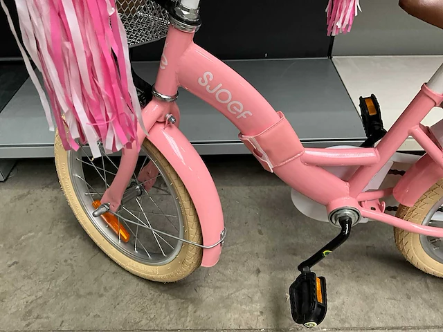 Sjoef dolly meisjes fiets roze 16” met zijwieltjes - afbeelding 10 van  11