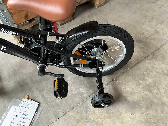 Sjoef race kinderfiets 14” zwart met zijwieltjes - afbeelding 2 van  13