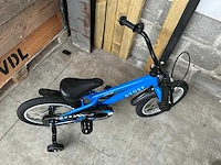 Sjoef race kinderfiets 16” blauw met zijwieltjes - afbeelding 4 van  9