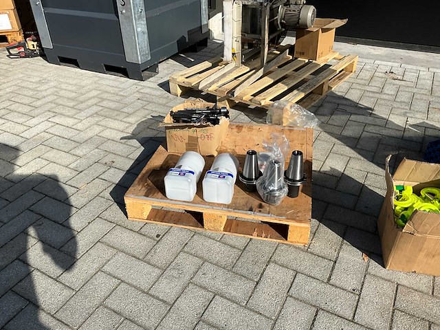 Sk50 freeshouders + calibratietools - ongebruikt - afbeelding 1 van  6