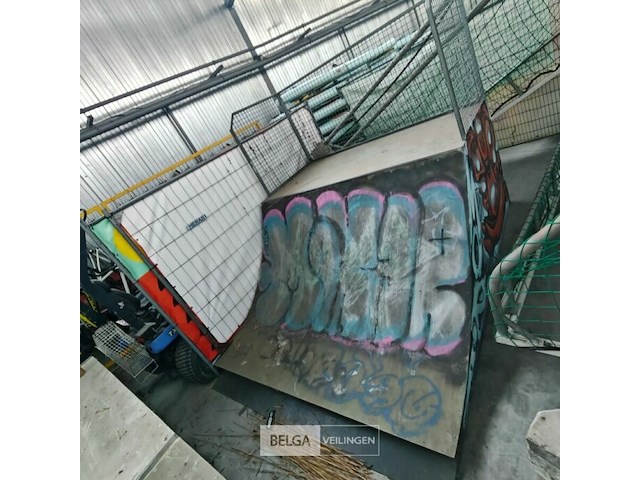Skate piste: 2 skaterampen ea - afbeelding 2 van  9