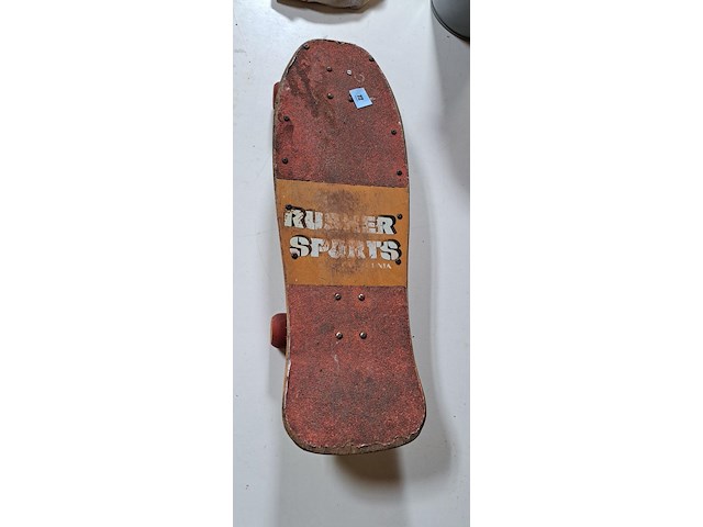 Skateboard - afbeelding 1 van  2