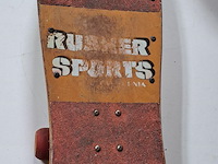 Skateboard - afbeelding 1 van  2
