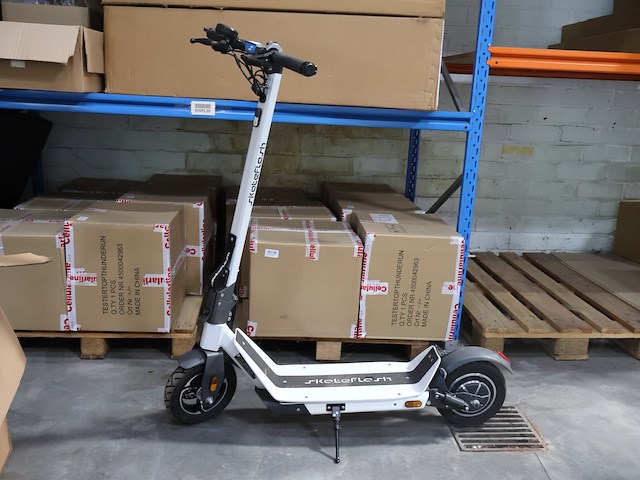 Skateflash e-step - afbeelding 1 van  6