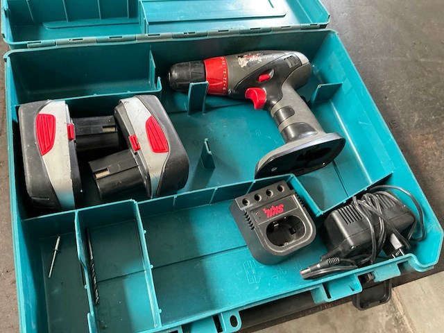 Skil accu schroefboormachine - afbeelding 1 van  3