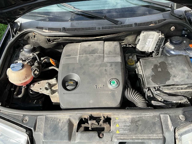 Skoda - 2003 - fabia - fabia - personenauto - afbeelding 21 van  26