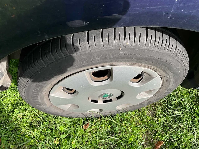 Skoda - 2003 - fabia - fabia - personenauto - afbeelding 4 van  26