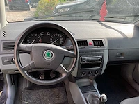 Skoda - 2003 - fabia - fabia - personenauto - afbeelding 10 van  26