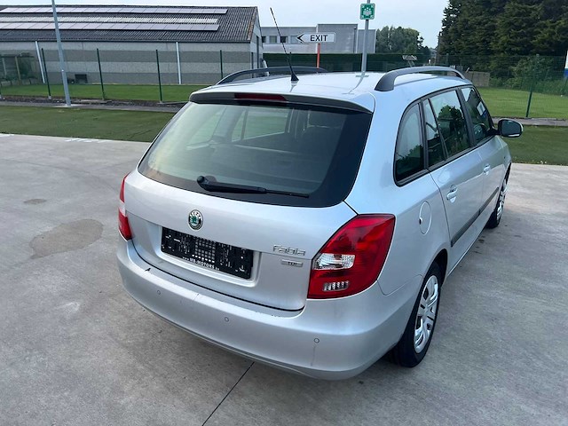 Skoda - 2012 - fabia - personenauto - afbeelding 13 van  19
