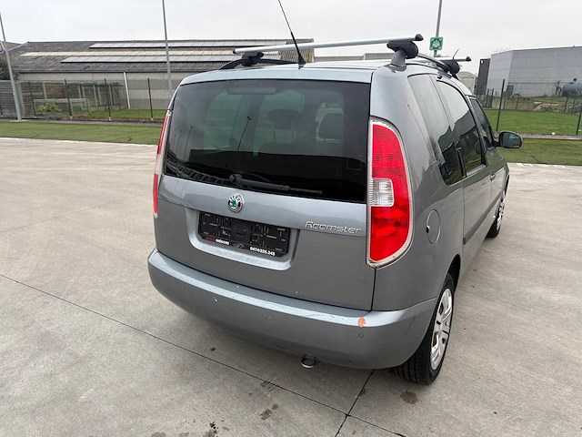 Skoda - 2012 - roomster - personenauto - afbeelding 6 van  23