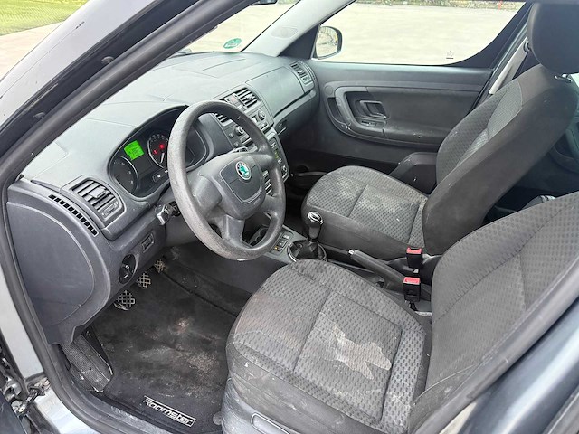 Skoda - 2012 - roomster - personenauto - afbeelding 8 van  20