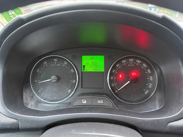 Skoda - 2012 - roomster - personenauto - afbeelding 13 van  20