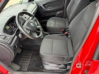 Skoda - 2013 - roomster - personenauto - afbeelding 15 van  28