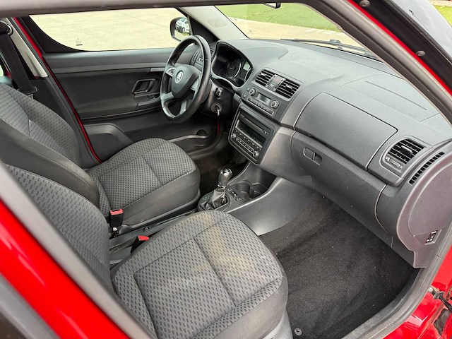 Skoda - 2013 - roomster - personenauto - afbeelding 4 van  21