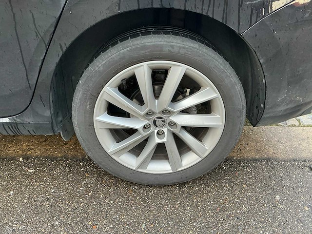 Skoda - scala - car - 2021 - afbeelding 3 van  38