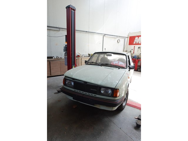 Skoda 105 - afbeelding 1 van  14