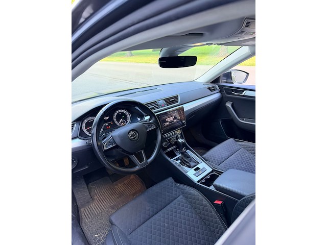 Skoda 3t - afbeelding 4 van  24