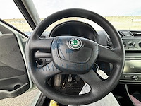 Skoda fabia 1.2 cr tdi ambiente dpf, 2011 - afbeelding 9 van  37