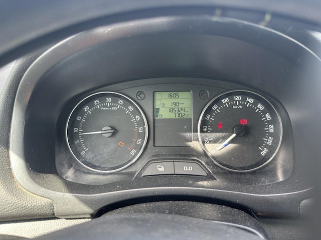 Skoda fabia 1.2 cr tdi ambiente dpf 75, 2011 - afbeelding 3 van  26