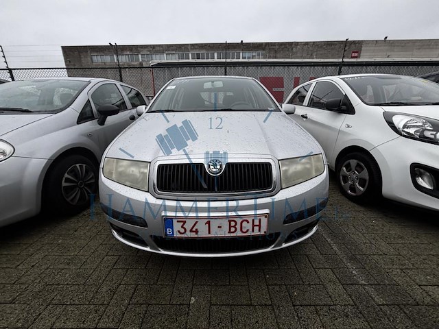 Skoda fabia 1.2i 12v ambiente, 2005 - afbeelding 12 van  24