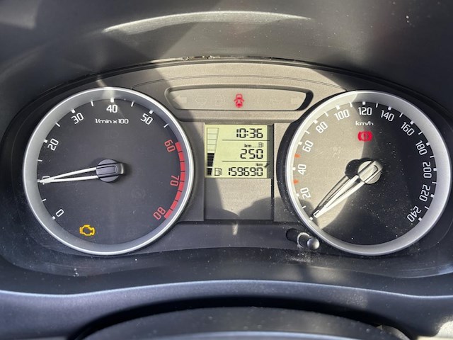 Skoda fabia 1.2i ambiente, 2007 - afbeelding 4 van  37