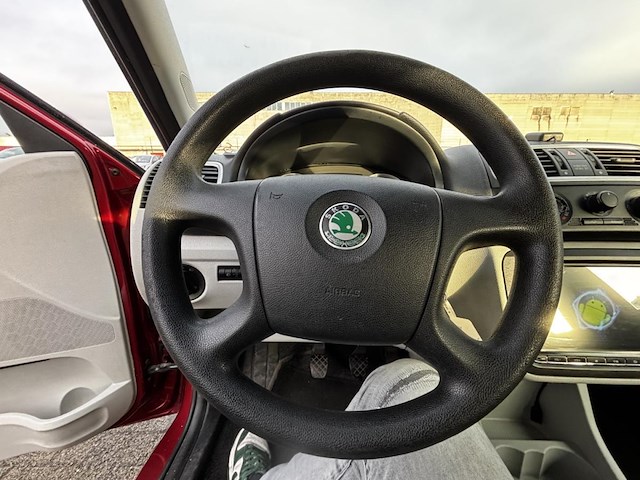 Skoda fabia 1.2i ambiente, 2007 - afbeelding 10 van  37