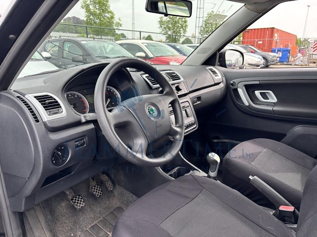 Skoda fabia 1.2i ambiente, 2009 - afbeelding 3 van  40
