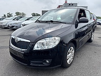 Skoda fabia 1.2i ambiente, 2009 - afbeelding 1 van  40