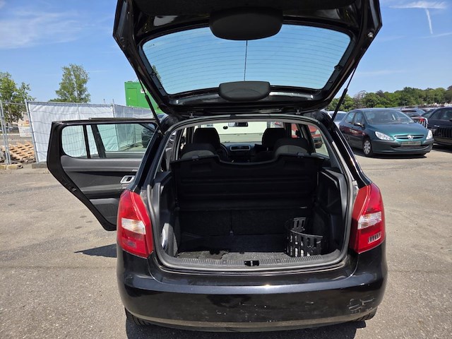 Skoda fabia 1.4i elegance 86, 2007 - afbeelding 4 van  47
