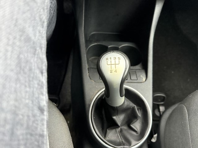 Skoda fabia combi 1.4 tdi music, 2009 - afbeelding 2 van  27