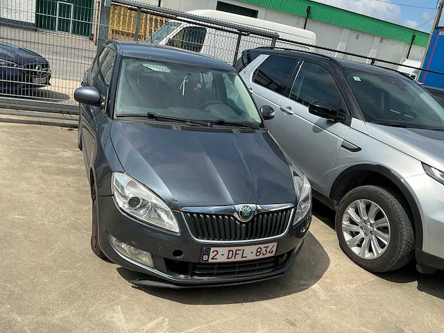 Skoda fabia personenauto - afbeelding 8 van  11