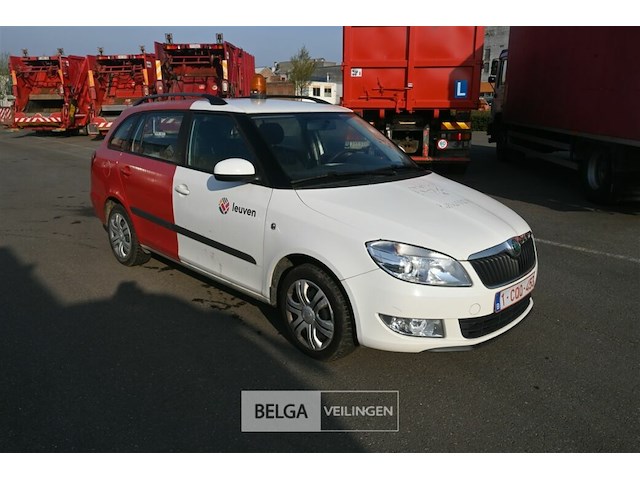 Skoda fabia personenwagen - afbeelding 1 van  23