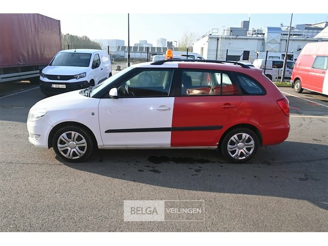 Skoda fabia personenwagen - afbeelding 13 van  23