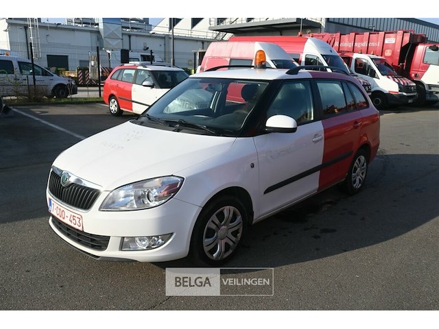 Skoda fabia personenwagen - afbeelding 14 van  23
