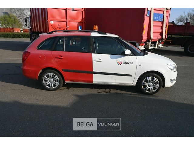 Skoda fabia personenwagen - afbeelding 12 van  23