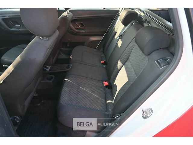 Skoda fabia personenwagen - afbeelding 20 van  23