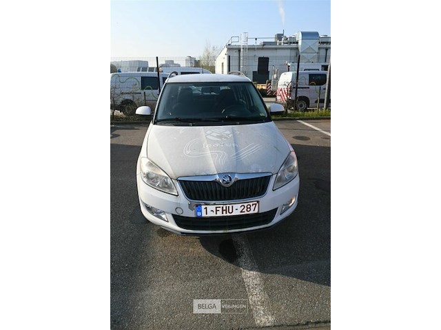 Skoda fabia personenwagen - afbeelding 5 van  23