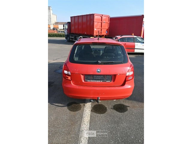 Skoda fabia personenwagen - afbeelding 10 van  23
