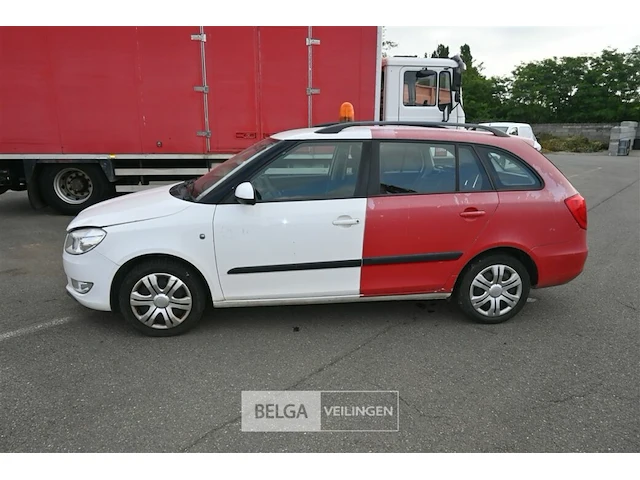 Skoda fabia stationwagen - afbeelding 12 van  24