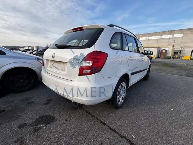 Skoda fabia sw 1.2 cr tdi ambiente dpf, 2010 - afbeelding 28 van  32