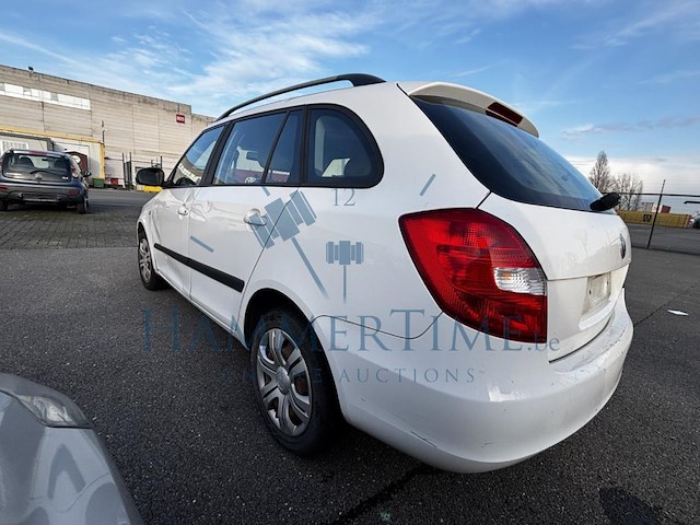 Skoda fabia sw 1.2 cr tdi ambiente dpf, 2010 - afbeelding 30 van  32