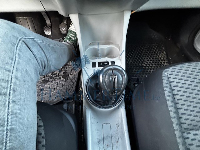 Skoda fabia sw 1.2 cr tdi ambiente dpf, 2011 - afbeelding 4 van  32