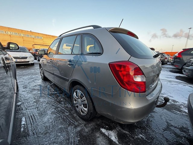 Skoda fabia sw 1.2 cr tdi ambiente dpf, 2011 - afbeelding 28 van  32
