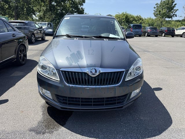 Skoda fabia sw 1.2 cr tdi ambiente dpf, 2011 - afbeelding 12 van  30