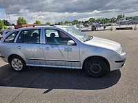 Skoda fabia sw 1.2i 12v ambiente, 2008 - afbeelding 34 van  48